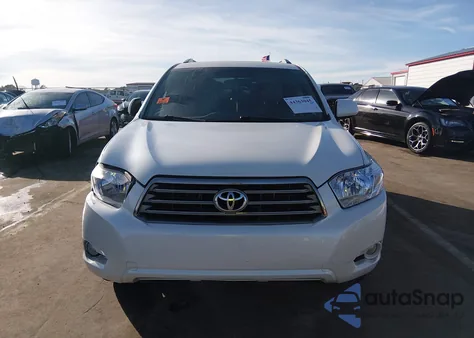 2008 Toyota Highlander Sport z USA, uszkodzony, nr VIN JTEDS43A682021017